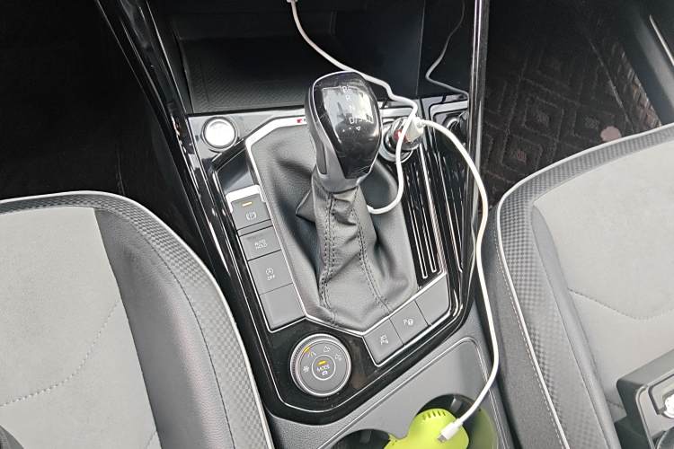 Volkswagen Tayron X 2020 #18 Volkswagen Tayron X 2020 immagine di auto #18