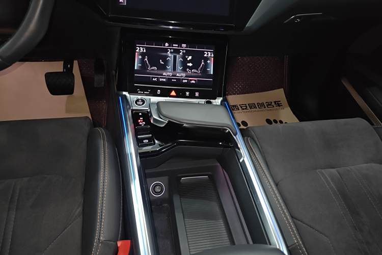 Audi e-tron 2022 imagen de coche #18