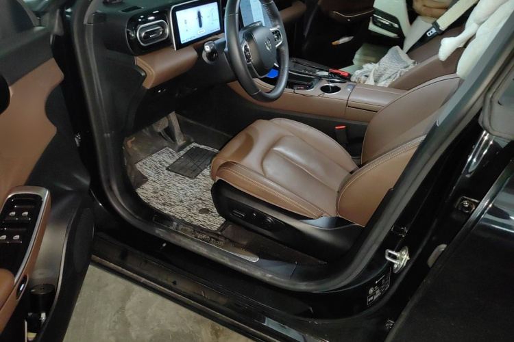 零跑汽车 零跑C01 2023 汽车图片 #18