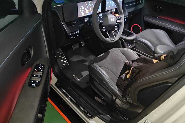 Hyundai IONIQ 5 N 2025 #18 Hyundai IONIQ 5 N 2025 car image #18