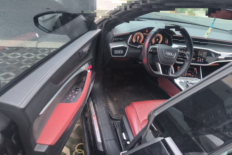 Audi A7L 2024 #18 Audi A7L 2024 صورة سيارة #18