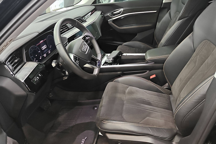 Audi e-tron 2022 #18 Audi e-tron 2022 car image #18