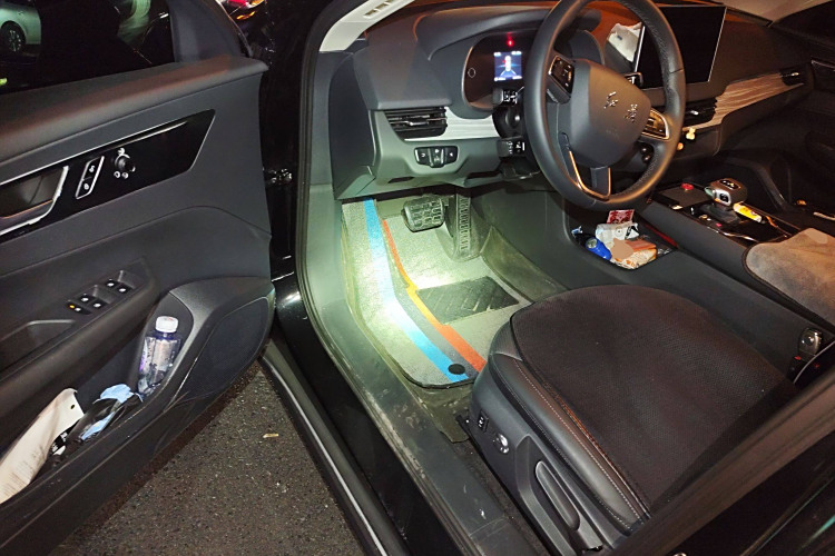 HongQi E-QM5 2024 #18 HongQi E-QM5 2024 صورة سيارة #18