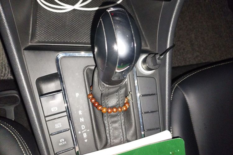 Volkswagen Bora Pure Electric 2021 صورة سيارة #18