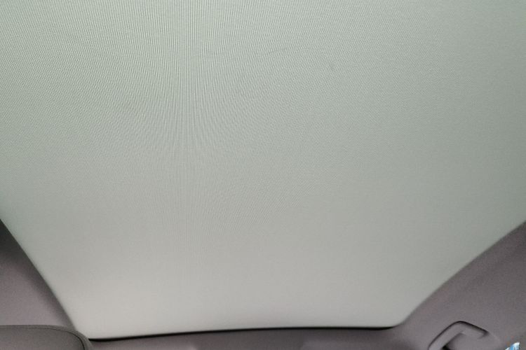 Volkswagen ID.6 X 2021 car image #18