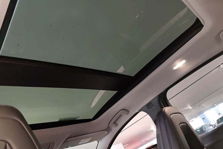 日产 ARIYA艾睿雅 2023 汽车图片 #18