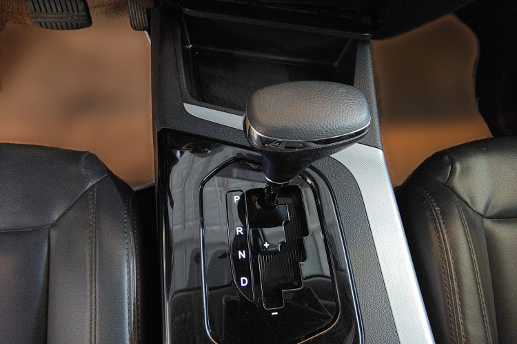 Soueast DX5 2021 car image #18