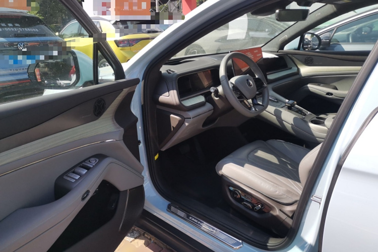 Denza N7 2023 #18 Denza N7 2023 صورة سيارة #18