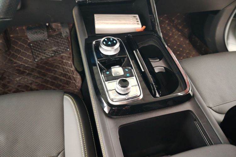 Ford Equator Sport New Energy 2024 car image #18