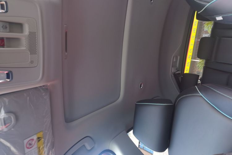 Honda e:NP2 2025 #18 Honda e:NP2 2025 car image #18