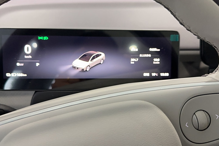 零跑汽车 零跑B01 2025 汽车图片 #18