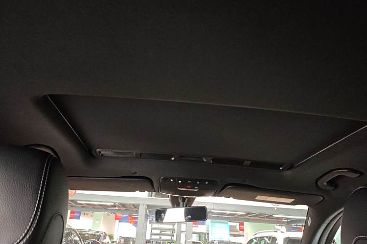 Mercedes-Benz GLC Coupe 2020 car image #18