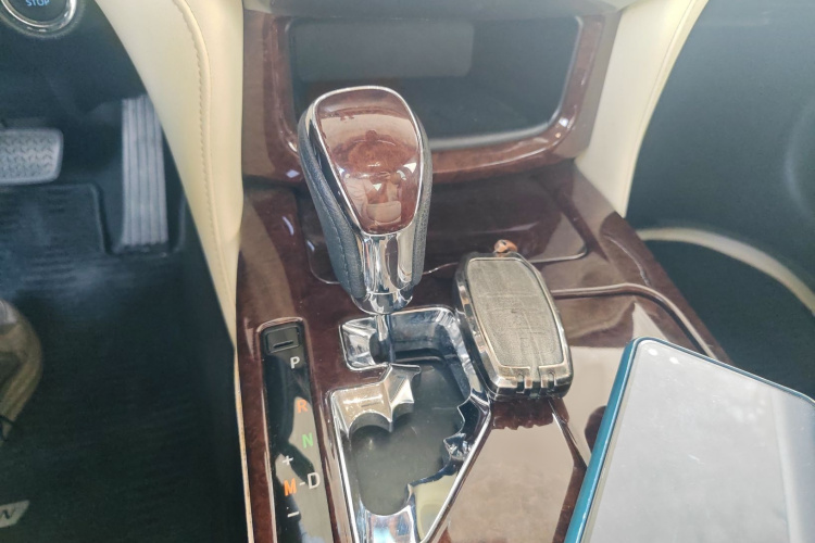 丰田 皇冠 2018 #18 丰田 皇冠 2018 汽车图片 #18