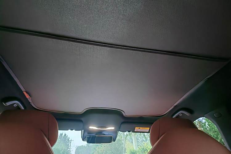 Deepal L07 2025 car image #18