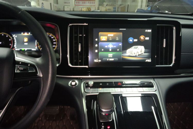 GAC Trumpchi M8 2023 #18 GAC Trumpchi M8 2023 car image #18