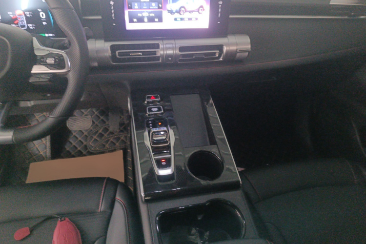 GAC Trumpchi Emkoo 2025 #18 GAC Trumpchi Emkoo 2025 car image #18