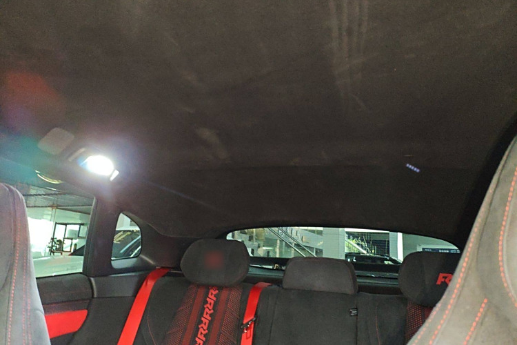 Zeekr 001 FR 2023 изображение автомобиля #18