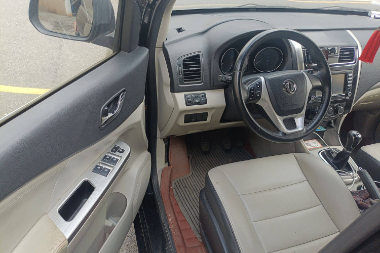 Forthing S500 2016 #18 Forthing S500 2016 car image #18