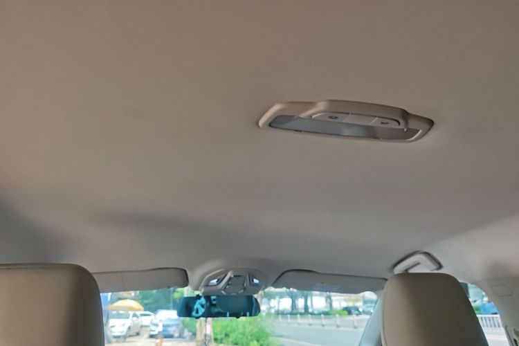 Wuling Starlight 730 2024 immagine di auto #18