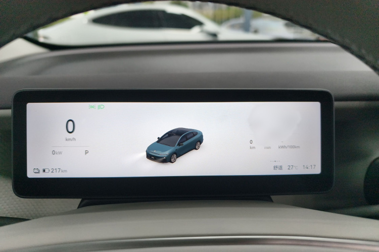 零跑汽车 零跑B01 2025 汽车图片 #18