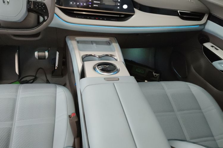 HongQi TianGong 08 2025 car image #18