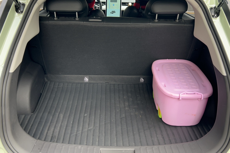 哪吒汽车 哪吒AYA 2023 汽车图片 #18