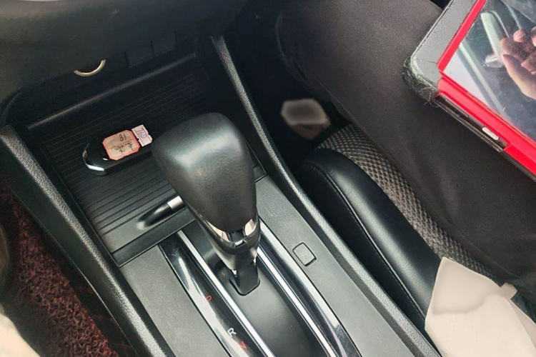 Honda Jade 2018 immagine di auto #18