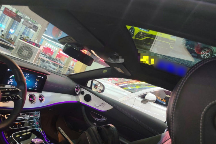 Mercedes-Benz E Class (Imported) 2021 immagine di auto #18