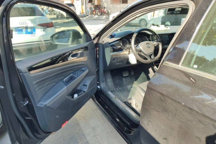 Volkswagen Passat New Energy 2019 #18 Volkswagen Passat New Energy 2019 car image #18