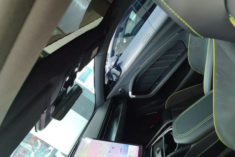 哪吒汽车 哪吒GT 2024 #18 哪吒汽车 哪吒GT 2024 汽车图片 #18