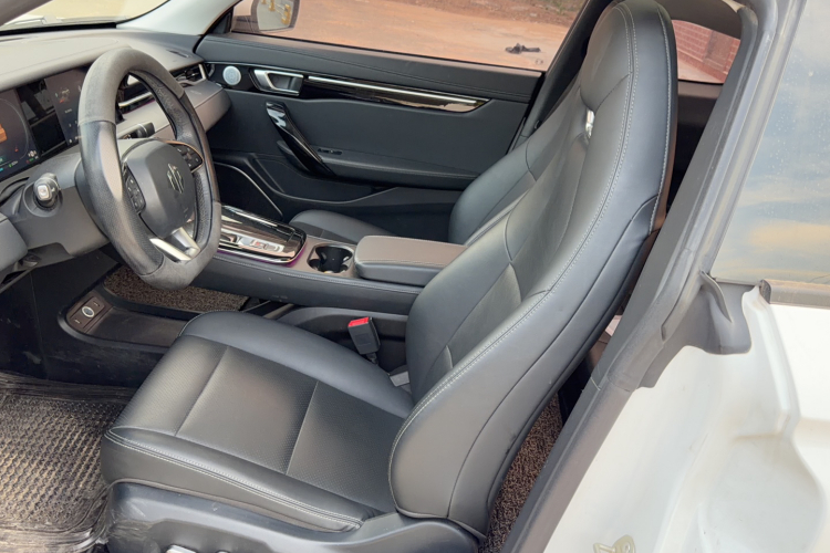 零跑汽车 零跑S01 2019 汽车图片 #18