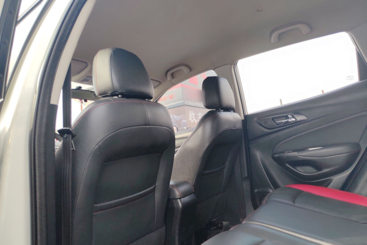 Changan CS15 EV 2016 imagen de coche #18