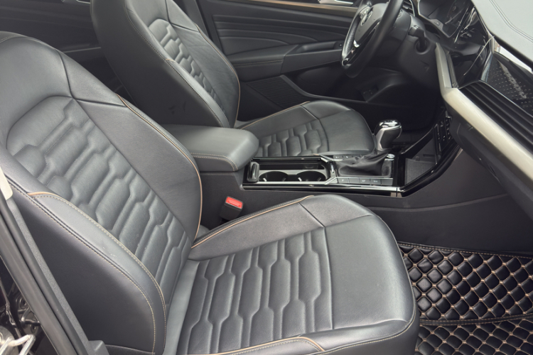 Volkswagen Passat New Energy 2021 immagine di auto #18