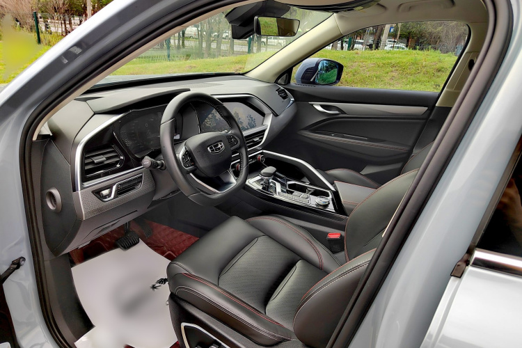 GEELY Tugella S 2021 #18 GEELY Tugella S 2021 car image #18