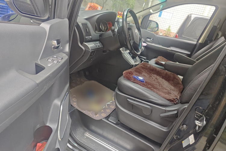 Forthing CM7 2015 imagem de carro #18