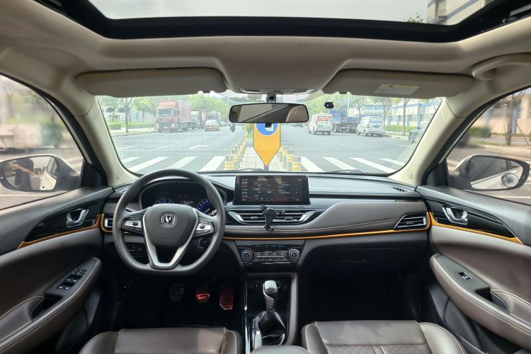 Changan Eado DT 2020 car image #18