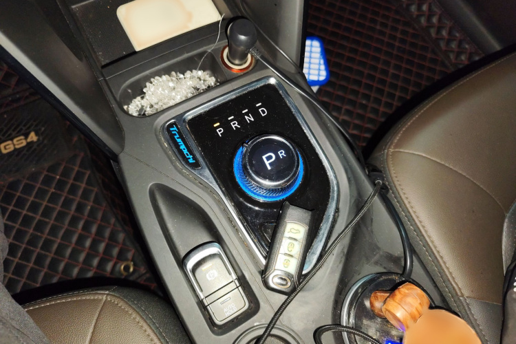 GAC Trumpchi GS4 New Energy 2018 #18 GAC Trumpchi GS4 New Energy 2018 car image #18