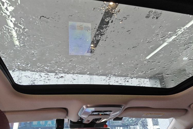 HongQi H5 2023 #18 HongQi H5 2023 car image #18