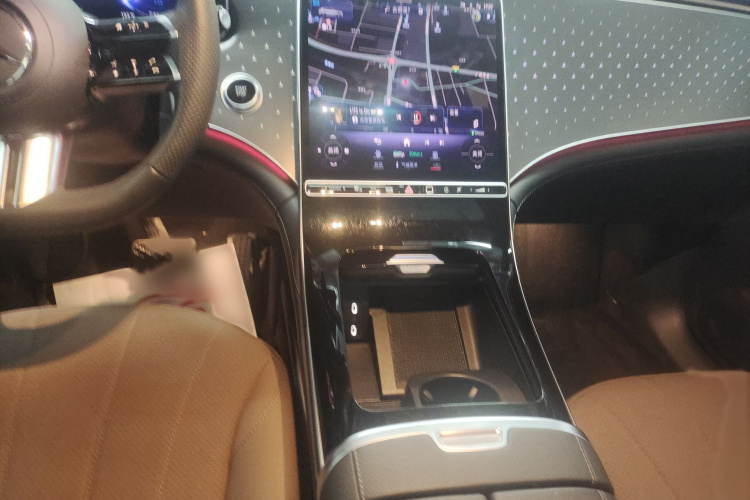 Mercedes-Benz EQE SUV 2023 car image #18