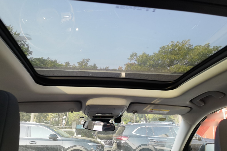 Chevrolet Equinox Plus 2024 #18 Chevrolet Equinox Plus 2024 car image #18