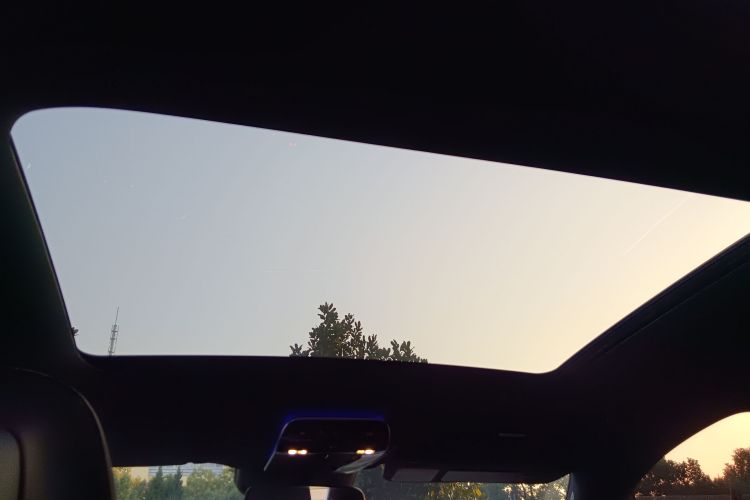 Mercedes-Benz C Class New Energy 2025 #18 Mercedes-Benz C Class New Energy 2025 immagine di auto #18