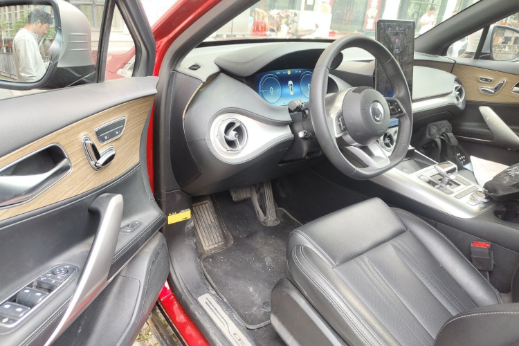 Denza X 2021 car image #18