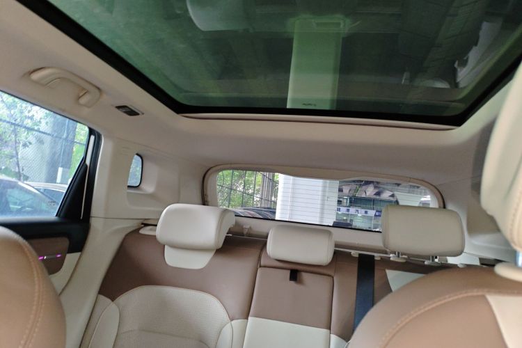 GEELY ICON 2020 car image #18