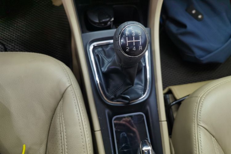 Suzuki Ciaz 2014 car image #18