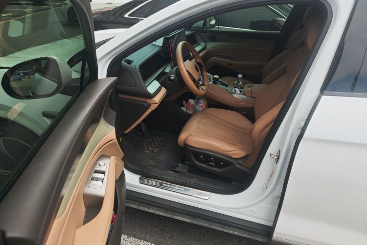 Denza N7 2023 car image #18