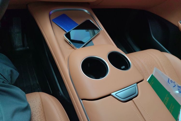 Deepal S07 2025 #18 Deepal S07 2025 صورة سيارة #18