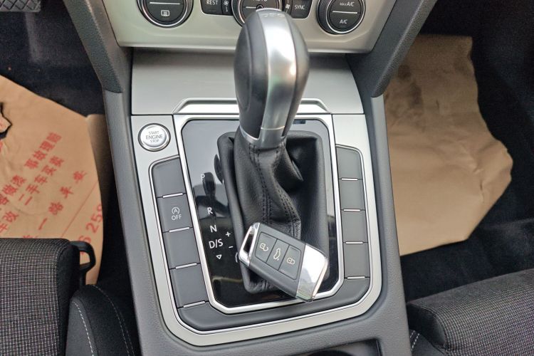 Volkswagen Passat Variant 2017 immagine di auto #18