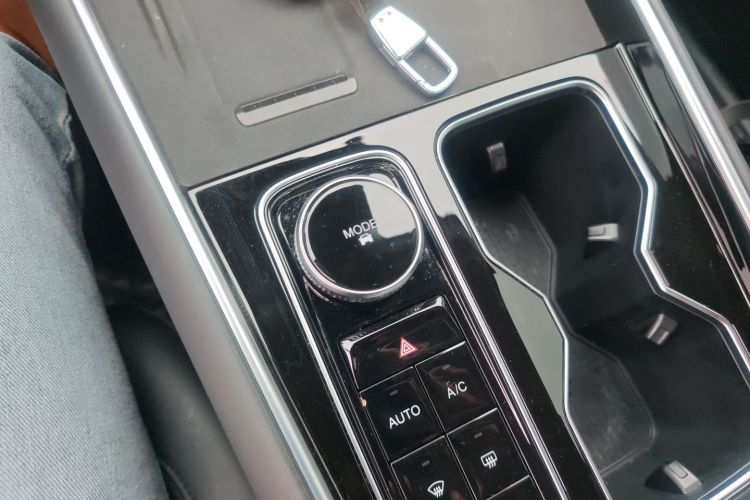 Chery Fulwin 2024 #18 Chery Fulwin 2024 car image #18