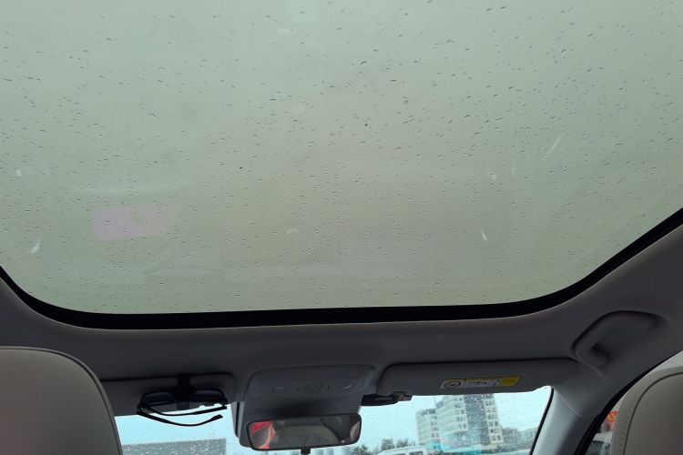 零跑汽车 零跑B01 2025 汽车图片 #18