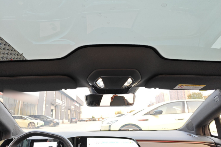 HongQi EH7 2024 car image #18